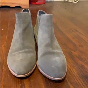 Size 9.5 Joie booties
